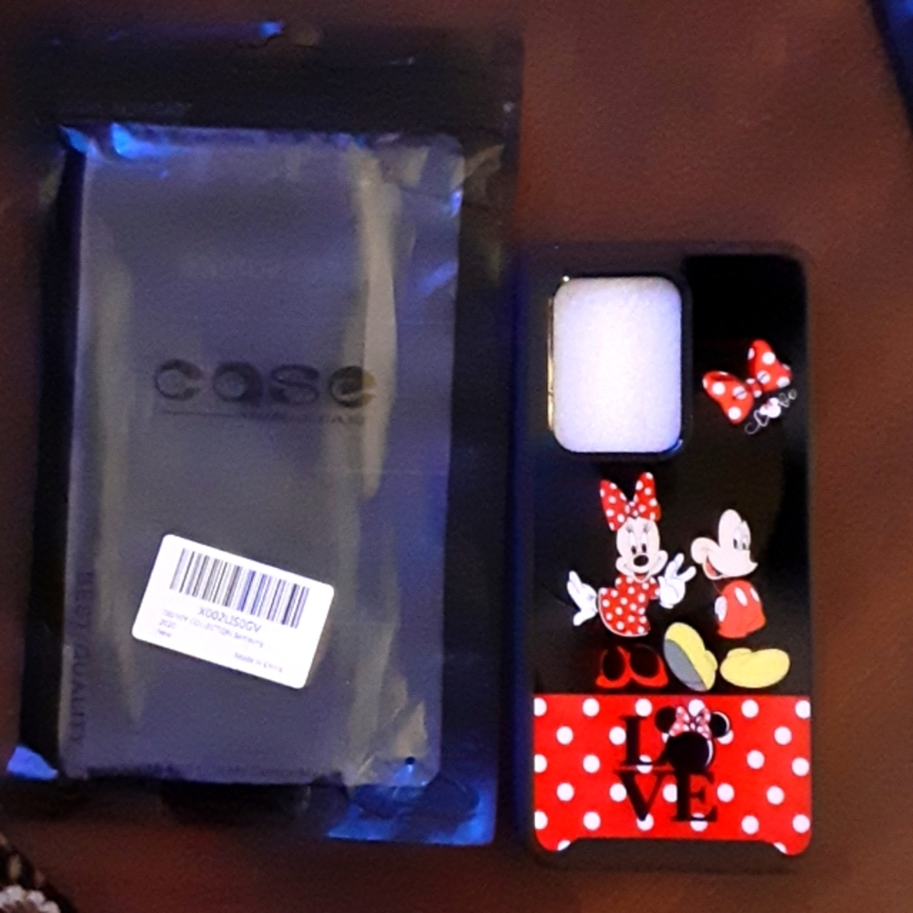 DISNEY CASE Mickey & Minnie Mouse Samsung 2020 Red White Black 7"x3.5" NEW